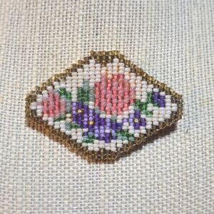 Hand Crafted Pink Purple Floral Rose Flower Brooch Pin Vintage Seedbead Picture